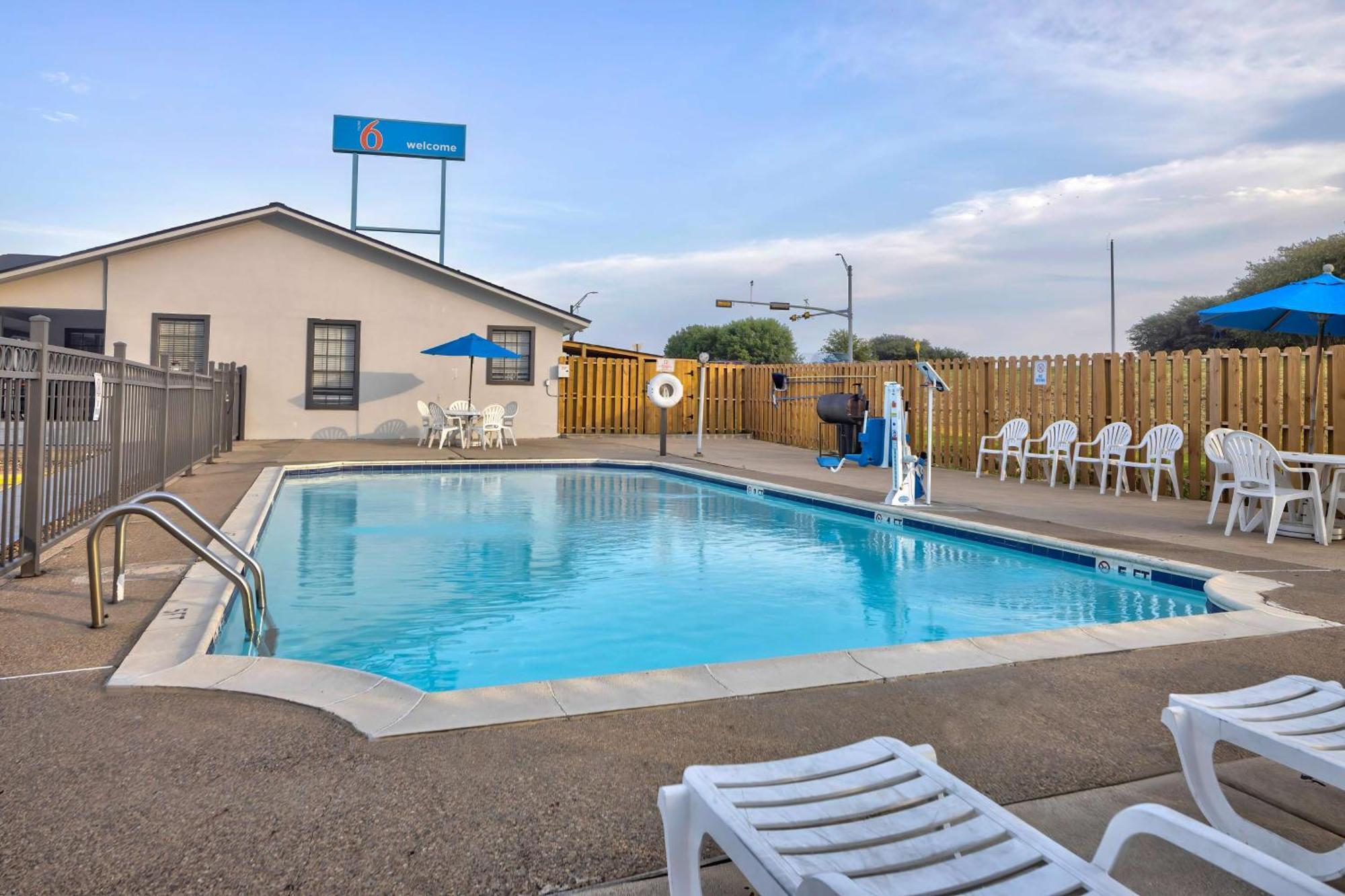 Motel 6-Bryan, Tx - College Station Εξωτερικό φωτογραφία